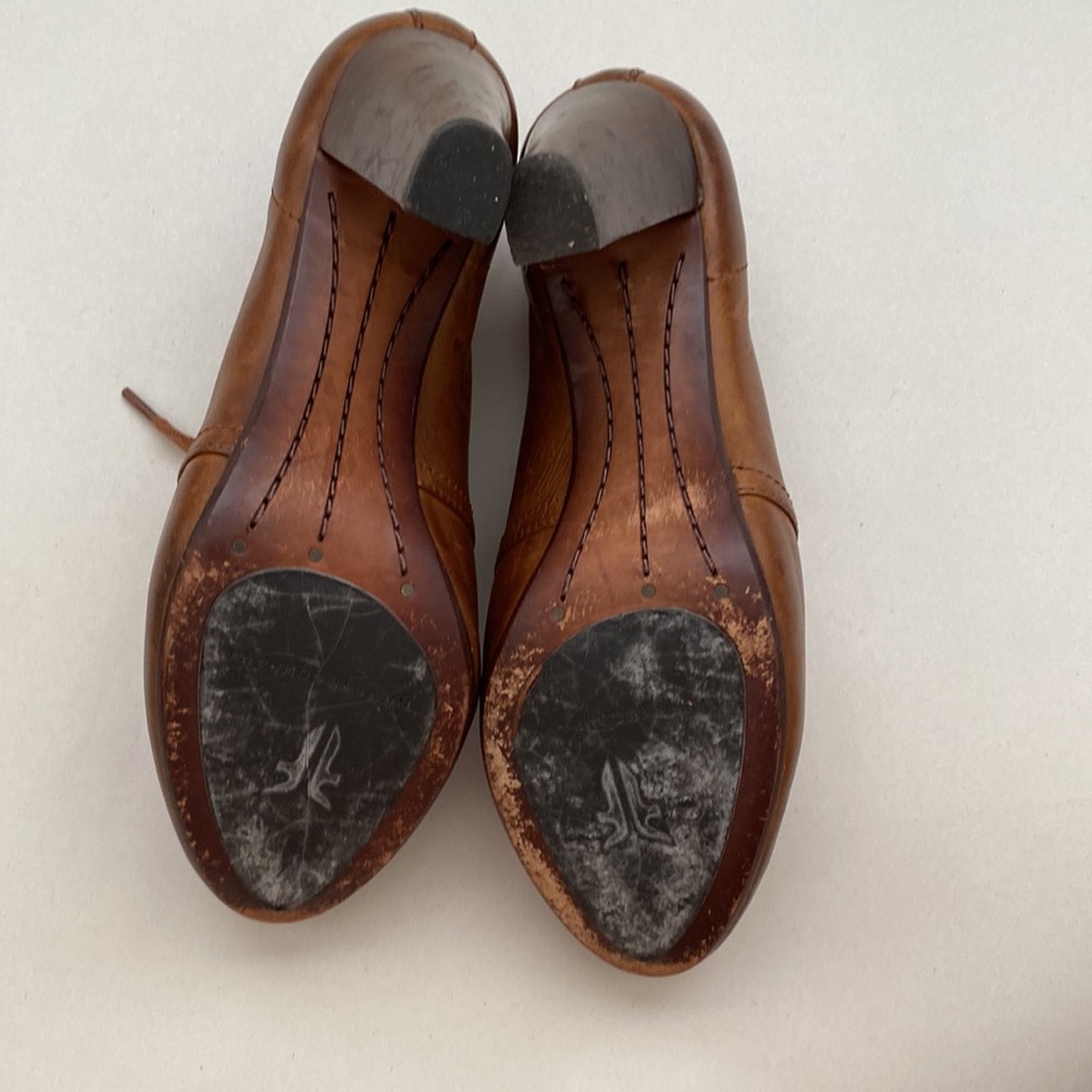 Frye Marissa - High Heel Oxford- size 6 - Picture 9 of 12